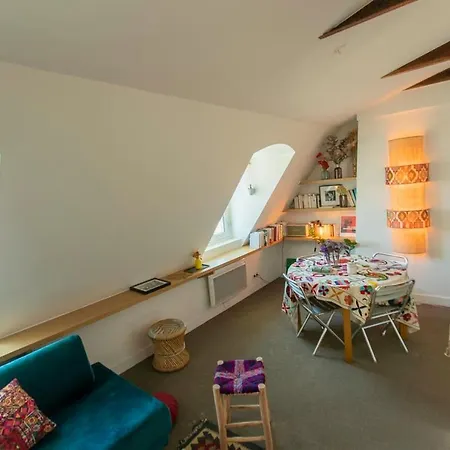 Cosy And Design Apt With View On Paris Apartment